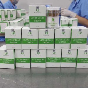 Mỹ phẩm làm đẹp serum trị nám trắng da Queen Beauty chính hãng