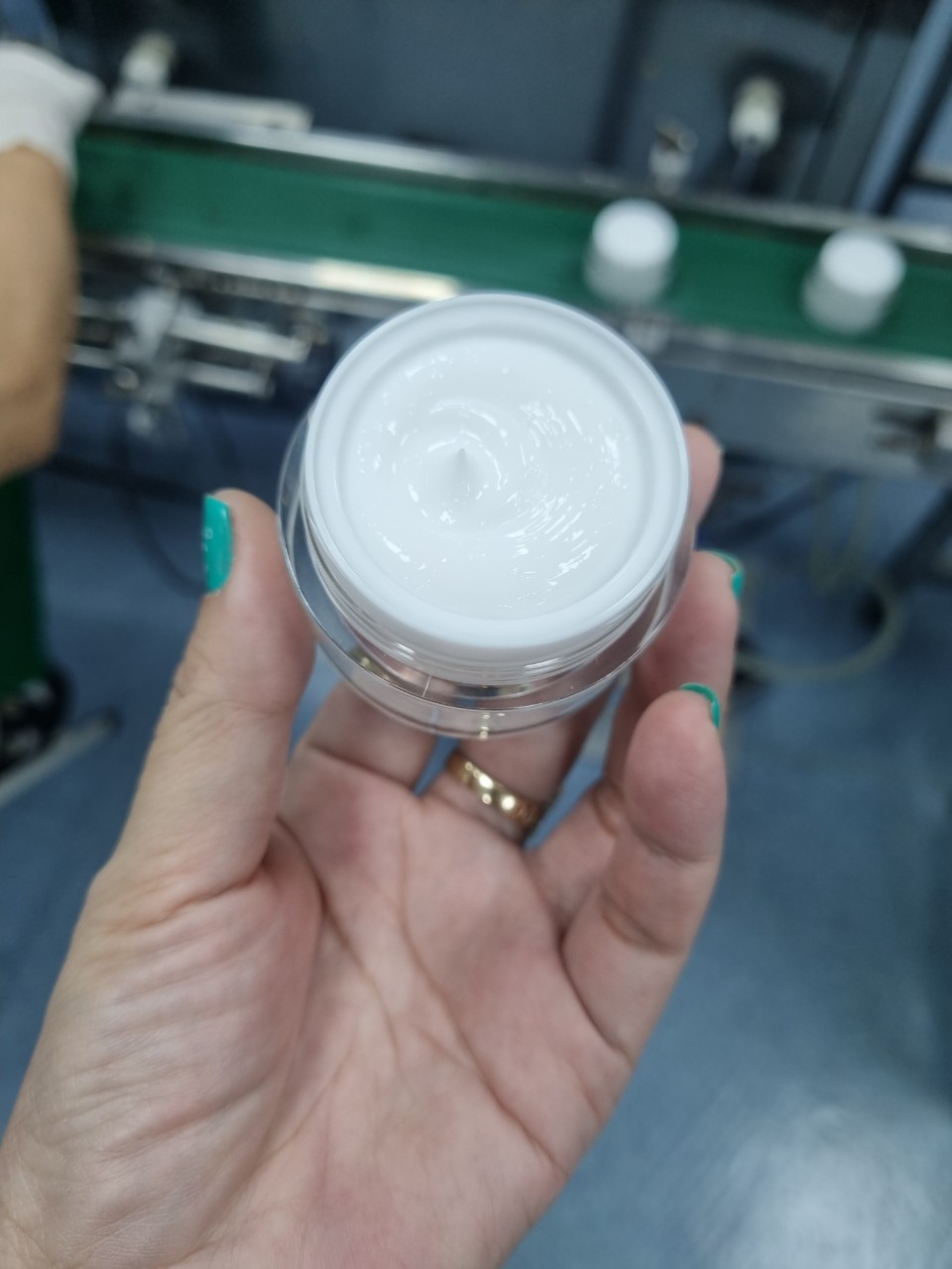 Kem dưỡng khóa nám phục hồi colagen b5 Queen Beaut 4 Sữa rửa mặt Queen Beauty dưỡng trắng sạch sâu tái tạo da